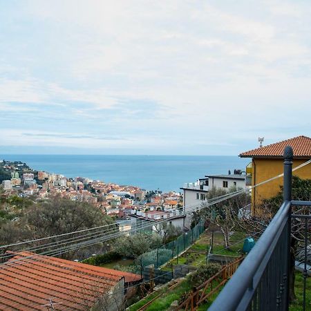Brenin Apartamento Varazze Exterior foto